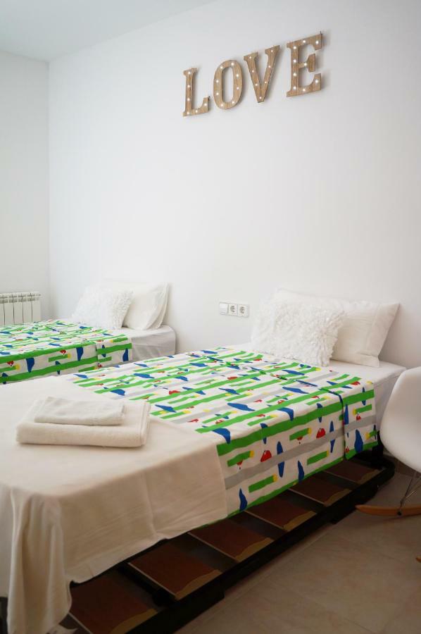 Matilda Home On The Beach Ситжес Екстериор снимка
